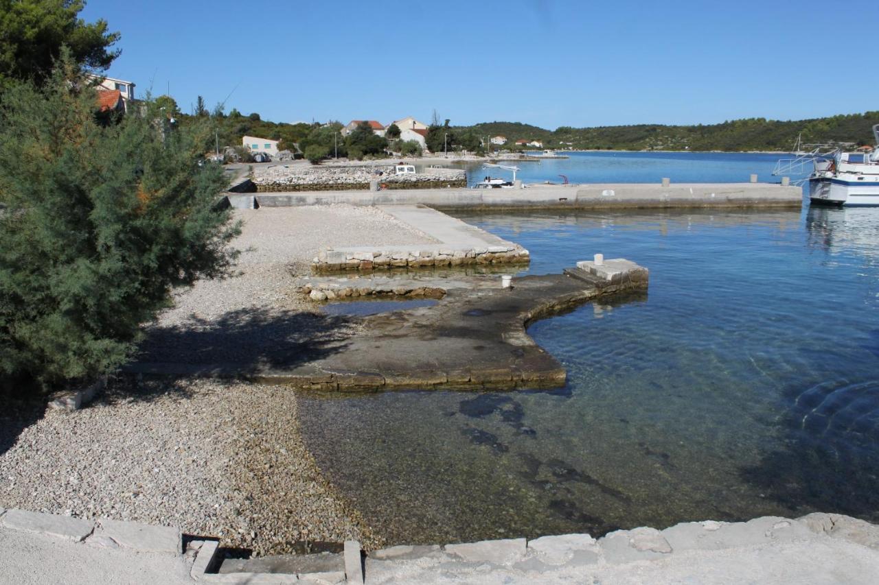 Seaside Apartments With A Swimming Pool Kneza, Korcula - 9269 Racisce Exterior photo
